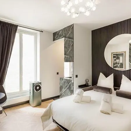 C3 Charming Getaway In 7th, Steps From Eiffel Tower דירה פריז