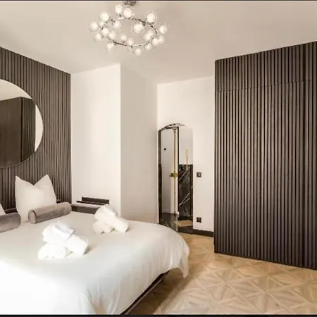 شقة C3 Charming Getaway In 7th, Steps From Eiffel Tower