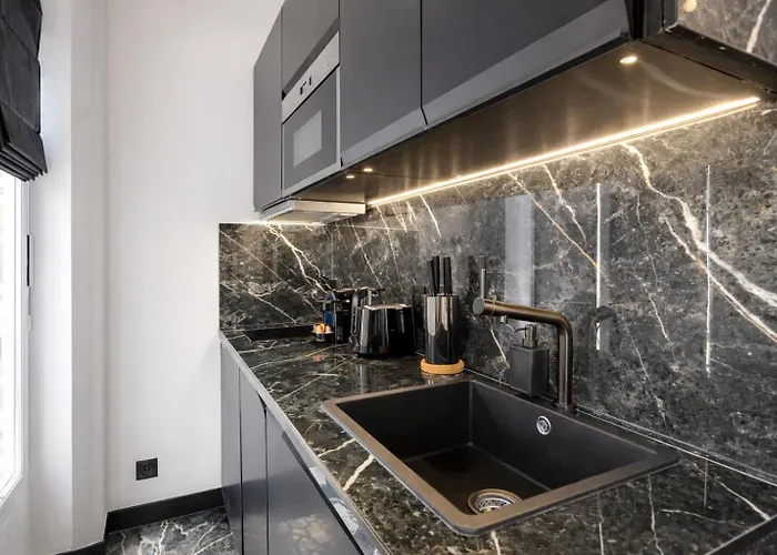 C3 Charming Getaway In 7th, Steps From Eiffel Tower דירה פריז